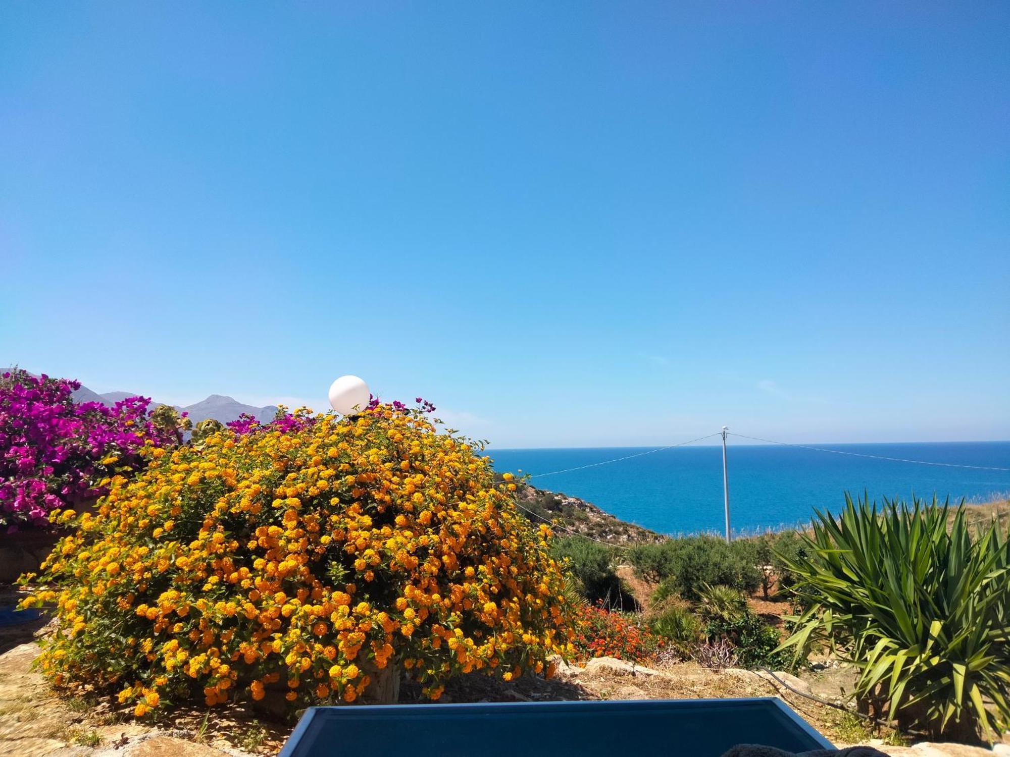 فندق Cala Rossa كاستيلاّماري ديل غو الغرفة الصورة